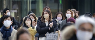 Stängt Japan börjar glänta på dörren