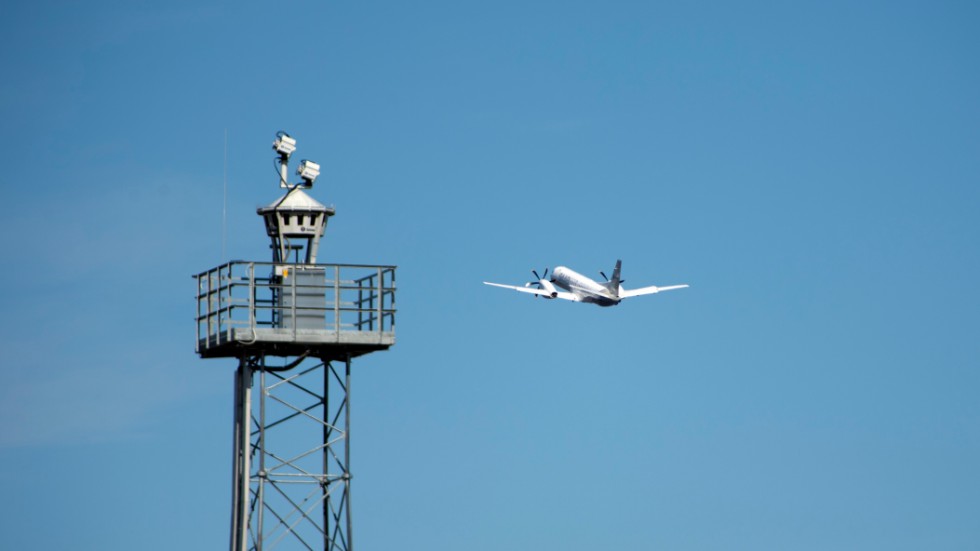 Saab ska leverera ett digitalt flygledartorn till Rumänien. 