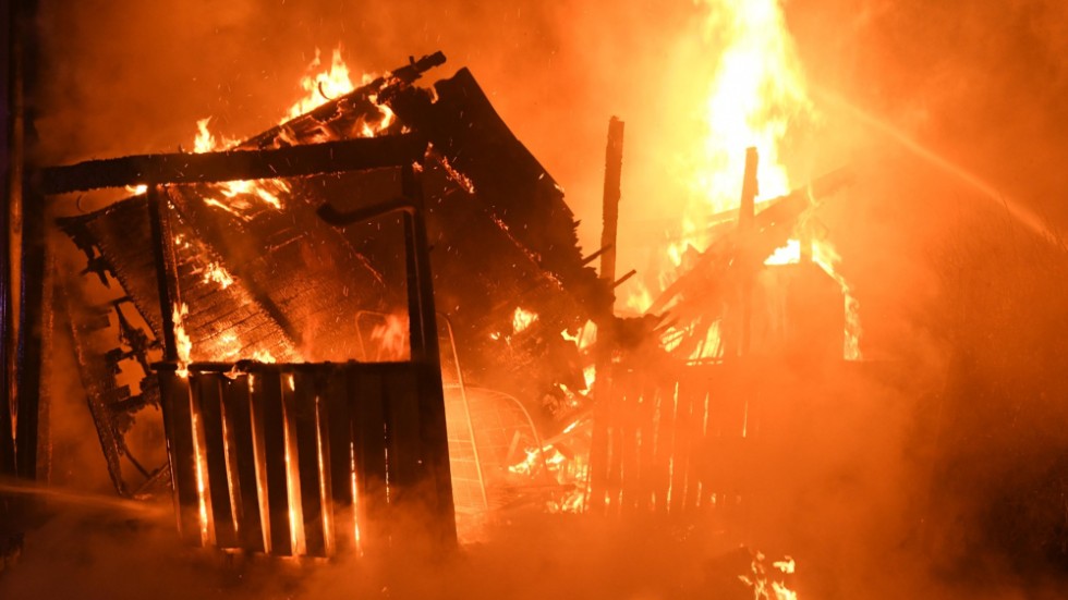 Brand under torsdagskvällen i anslutning till Kisa Wärdshus.