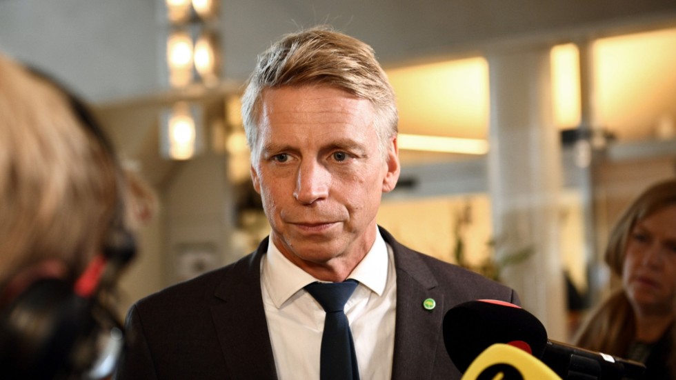 Miljöpartiets språkrör Per Bolund (MP) upprepar kravet på ett förbud mot kärnvapen i Sverige. Arkivbild.