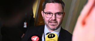 Regeringen tvekar om elräkningsakut