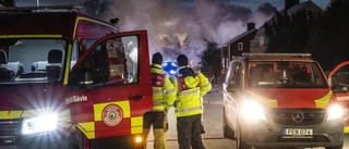 Två vuxna och två barn befaras döda i husbrand