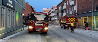 Utryckning till gasläcka i centrum