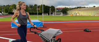 Hoppgala på Enavallen med mamman Malin som en av stjärnorna