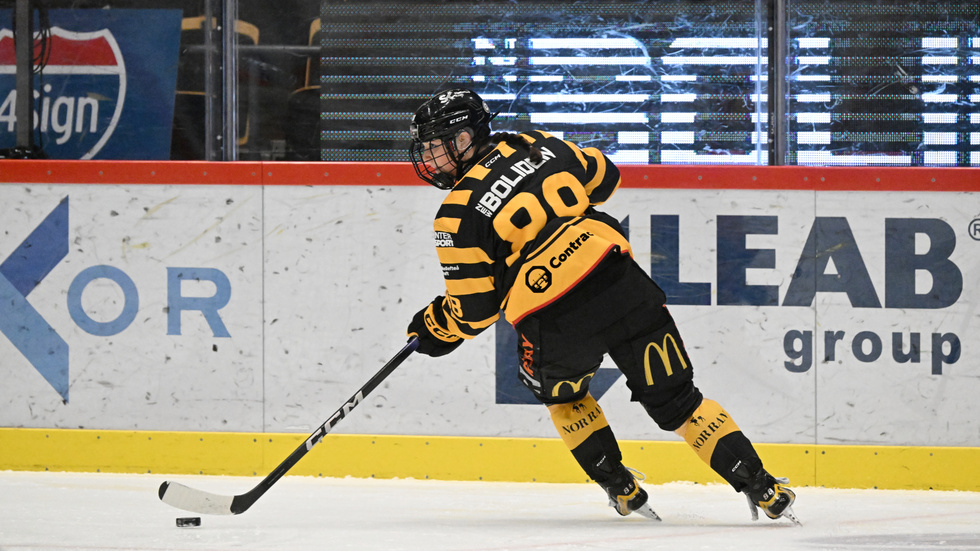 Malou Berggren och hennes Skellefteå AIK fortsätter att vinna matcher i Damallsvenskan.