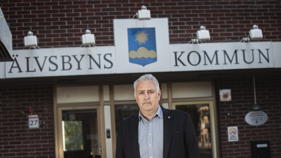 Robert Cortinovis säger att det som tar tid är när andra myndigheter är inblandade. När de har handlingarna på plats går deras arbete rätt snabbt. Just Majunges ansökan har tagit 124 dagar.