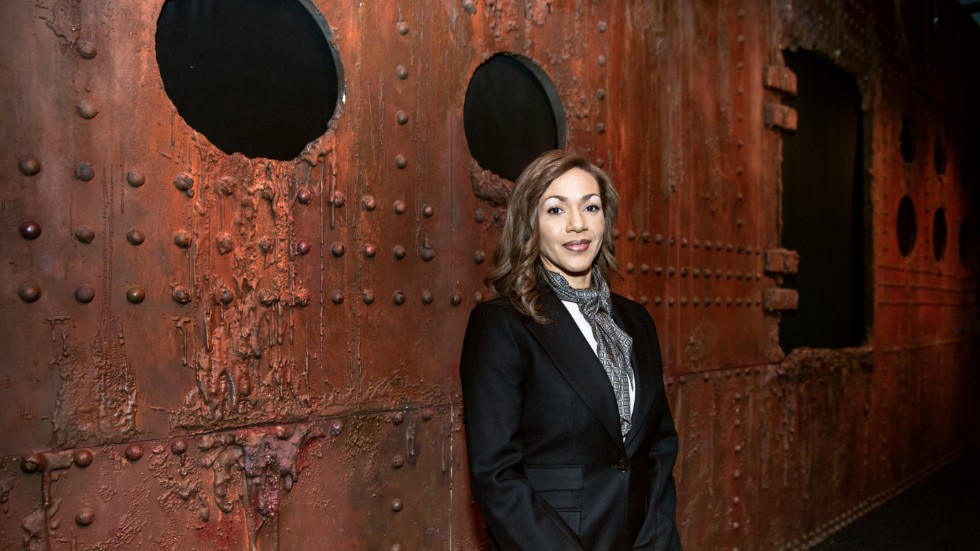 RMS Titanics vd Jessica Sanders. Aktuell med en utställning i Täby centrum där fynd från vraket visas upp.