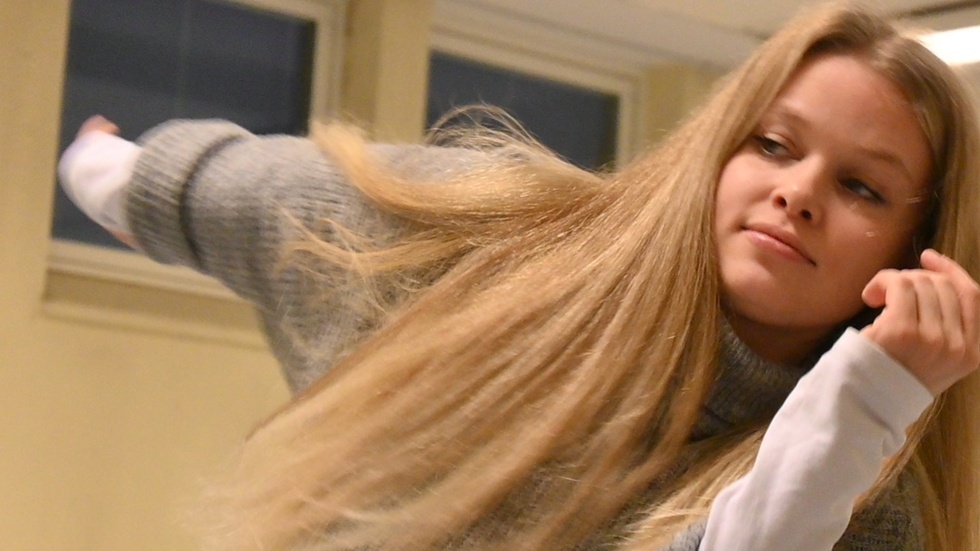 "Jag har ofta känt att jag inte duger, men det blir bättre med åren", säger Emelie.