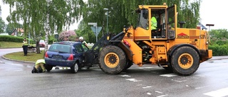 Tre personer avvek från trafikolycka