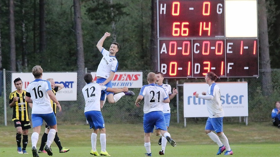 Martin Carlsson gjorde 1–0 för Tuna men Gullringen låg på och fick till slut utdelning.