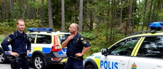 Polishundar jagade ungdomar i skogen