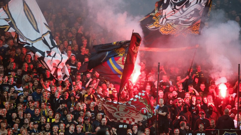 Efter Stockholmsderbyt blev det kaotiska scener på läktaren. Bilden är inte relaterad till händelsen. Arkivbild.