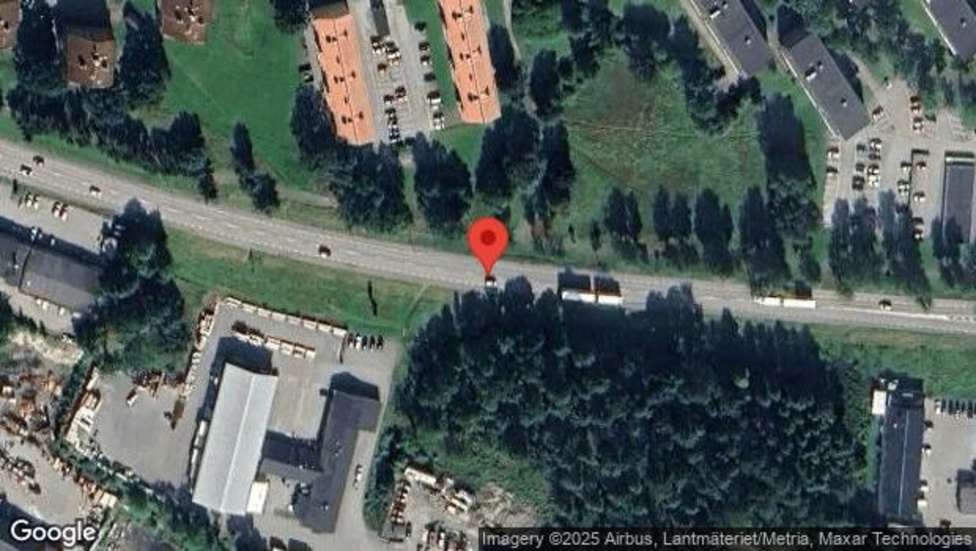 Stopp på väg 51 på grund av en singelolycka