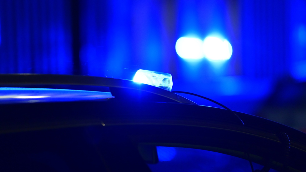 Polisen utreder branden.