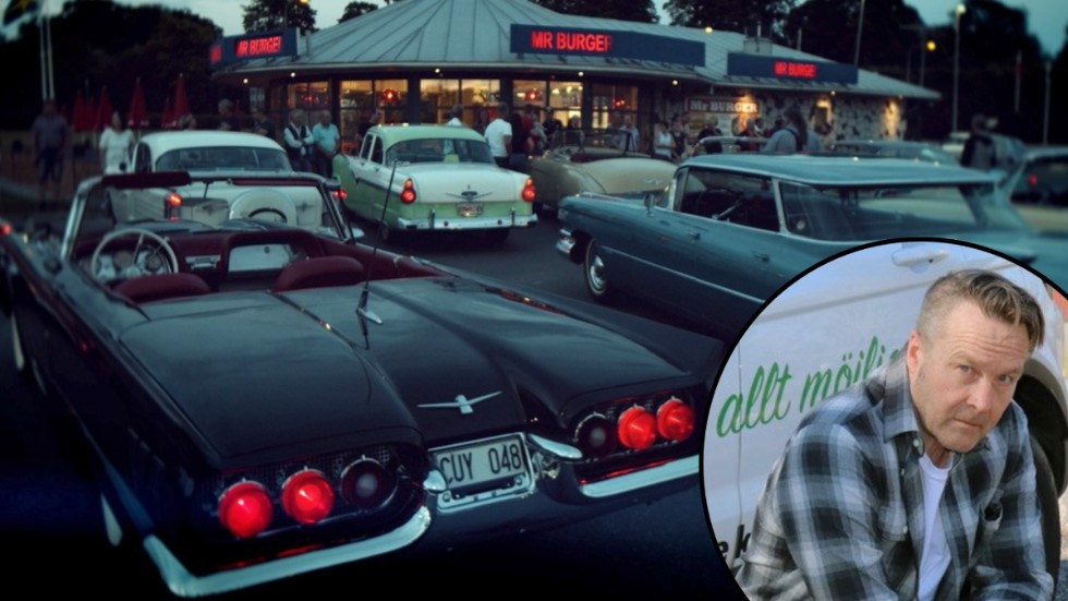 Filmscen uppställd vid Mr Burger i Vimmerby. "Det är alltid lika kul att få med en film på SVT", säger Matz Eklund.