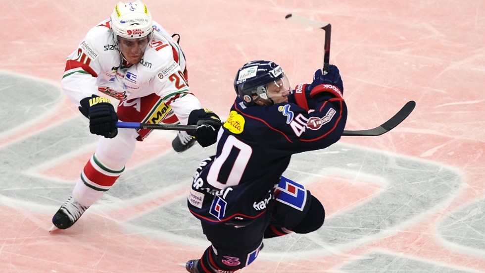 Pär Arlbrandts skridsko är känd för att bland annat ha räddat kvar LHC i Elitserien säsongen 11/12.