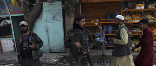 Tolken i Kabul: Skicka buss eller helikopter