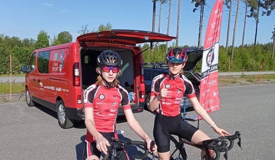 Viktor Åkerberg och Anna Söderqvist körde bra för Team Lewa sport på Arlanda testtrack i helgen.
