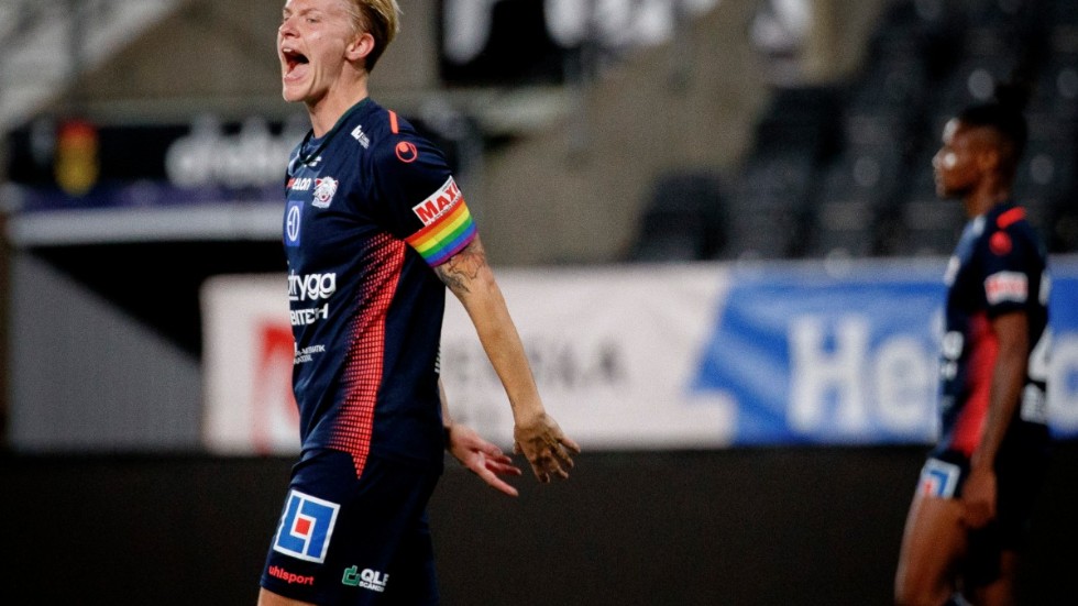 Nilla Fischer dras med lättare skadebekymmer.