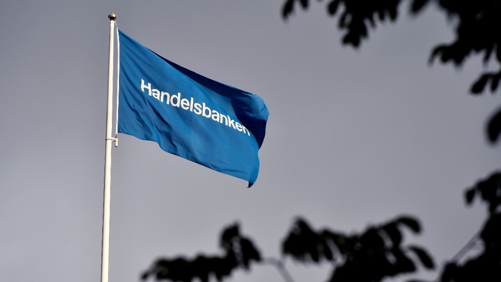 Handelsbankens ekonomer tror att Riksbanken fortsätter höja styrräntan upp till 2,75 procent i april nästa år och att svensk ekonomi krymper med 0,3 procent 2023. Arkivbild