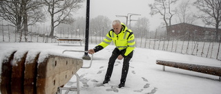 Pulka på kyrkogården splittrar besökarna