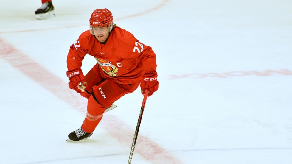 Almtunas lagkapten Emil Berglund känner ingen stress trots sex raka utan seger. På söndagen är det match mot Södertälje på bortaplan.