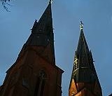 Domkyrkan lyfts fram ur mörkret