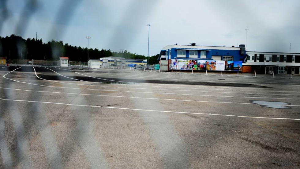 "Det kommer att komma nya behov och förslag när det gäller hamnen. Det är då vi bestämmer vad vi vill ha hamnen till i framtiden", skriver debattören.