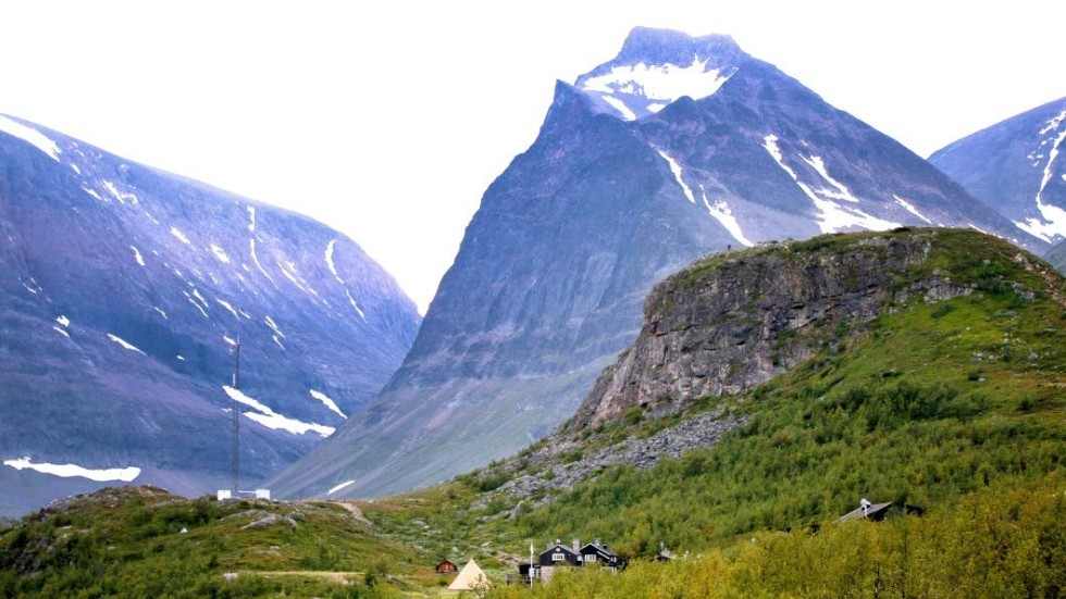Två män behöver fjällräddning på Kebnekaise.