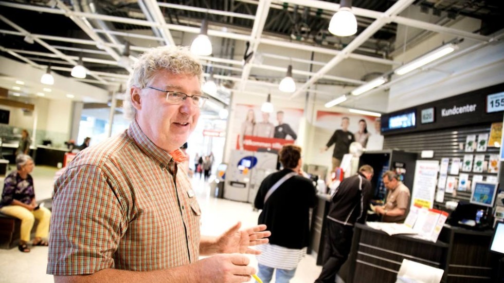 Spelsnillet Tomas Holmström på Ica Maxi har slagit till igen.