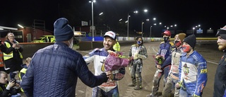 Nicki Pedersen i otäck krasch – bröt höften