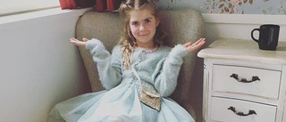 Ellie, 5, gick på prinsesskalas på slottet