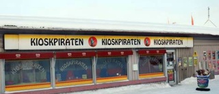 21-åringar anhölls för rån mot kiosk