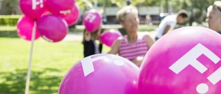 Feministiskt initiativ bjöd på fika i Stadsparken