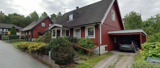 136 kvadratmeter stort hus i Rimbo får nya ägare