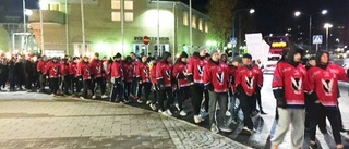 Hockeyförening manifesterade för sjukvården i länet