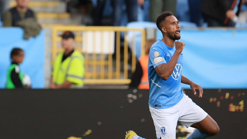 Malmö FF-anfallaren Isaac Thelin jublar efter att ha satt segermålet (2–1) hemma mot IFK Norrköping.