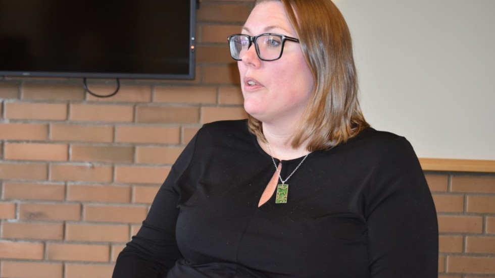 "Läsning är nyckeln till alla ämnen. Många som tappar i SO och No för att man läser för dåligt. Därför vill vi motverka det från början" säger Marie Nicholson (M). 