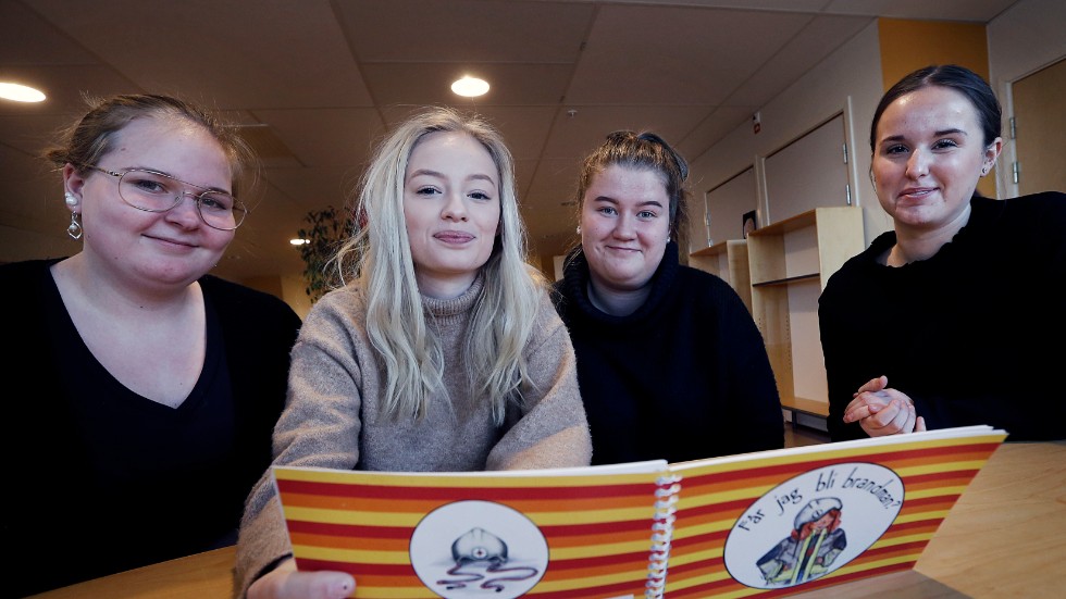 Nellie Nilsson, Emma Wik, Josefine Wåhlin och Isabella Lönn har blivit utsedda till månadens UF-företag.