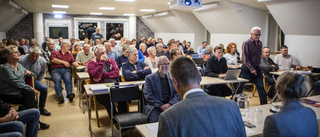 Gardell rycker in när Centern lämnar walkover