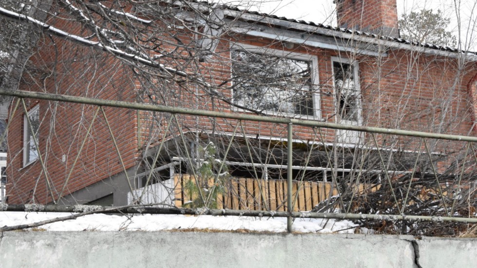 I det här huset i Malmberget släcktes Anders Dorschs liv sommaren 2015. Ett misstänkt dåd i raden på ett antal andra.