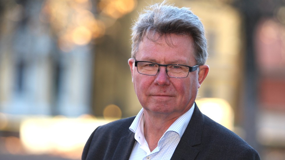 Vi anser inte att Norrköping och Finspång måste satsa på vindkraft på platser där vindkraften äventyrar människors hälsa, överför stora värden från enskilda fastighetsägare till Holmen, fördärvar naturområden som behövs för rekreation och friluftsliv, skriver Per-Olov Strandberg, ordförande i RVNO.