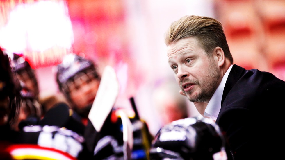 Fredrik Glader tidigare guldtränare i Luleå Hockey/MSSK fick matchstraff under helgen då en match i Oslo urartade.