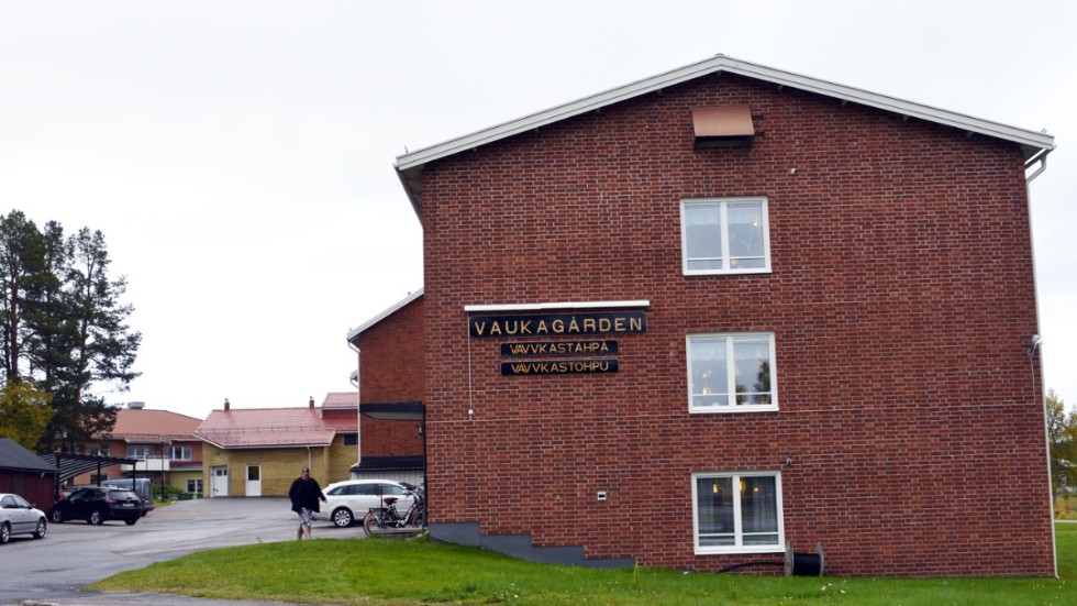 Under en tid tillbaka har Arjeplogs kommun hållit coronautbildning för sina vårdanställda i ett konferensrum på Vaukagården/Tallbacken. Något som personal ifrågasatt lämpligheten kring. (Arkivbild)