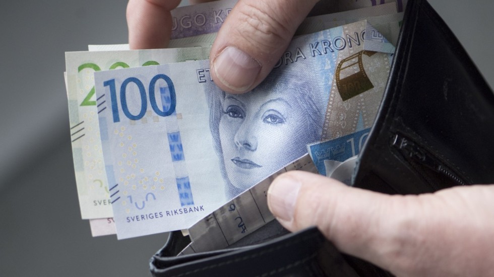 För Handels kvinnliga pensionärer, och alla andra med skamligt låg pension, skulle en tusenlapp till i månaden göra stor skillnad, skriver Veronica Palm i dagens krönika. 