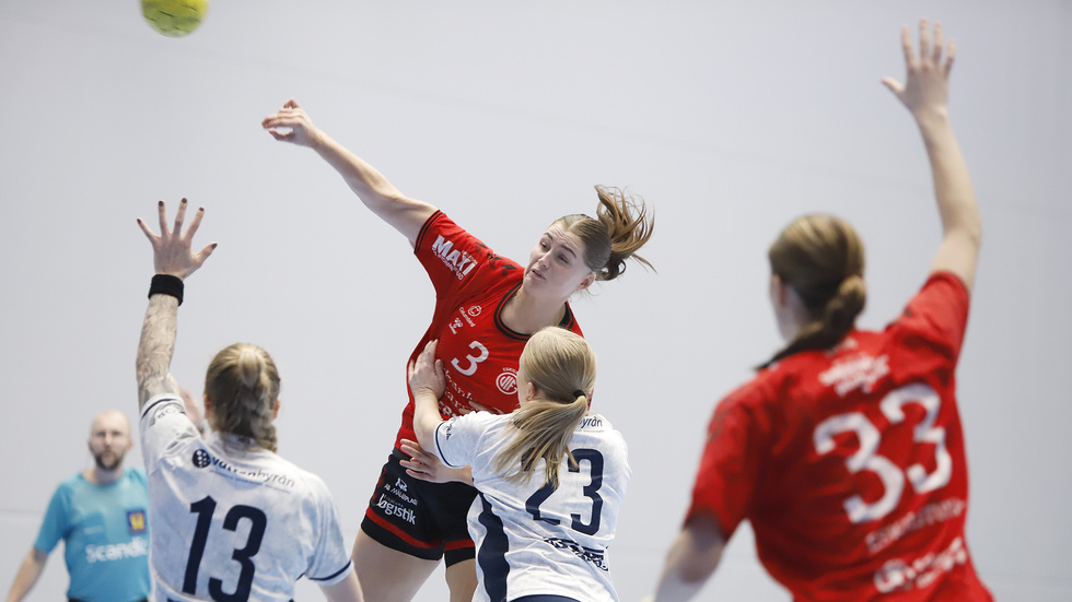 Tuva Nilsson gjorde sju mål borta mot Kärra men hennes Guif föll klart. (arkivbild)