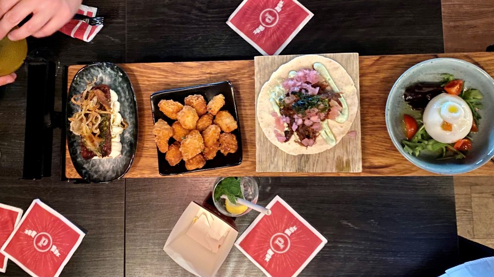 Smårätter är en del av Pinchos koncept. Bilden togs då Krogpatrullen gästade restaurangen i Katrineholm i augusti 2023.