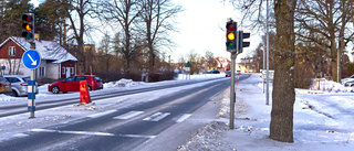 Därför blinkar trafiksignalen gult sedan flera veckor