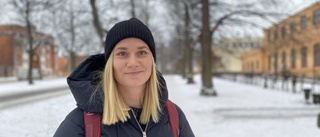 Agnes, 27: "Jag känner till alla poddarna som listas"