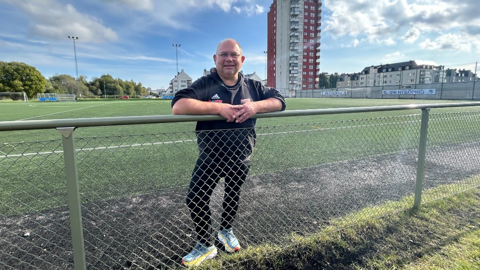Onyx klubbchef Kecke Lundh är inne på upploppet på sin hälsoresa, men samtidigt har den bara börjat. "Det går sakta, sakta, sakta men jag tror mer på det här än att förlora mycket på en gång" säger han.